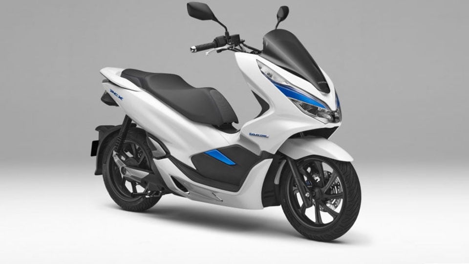 2003210064-00-มอเตอร์ไซค์ไฟฟ้า-Honda-PCX-EV.jpg (38 KB)