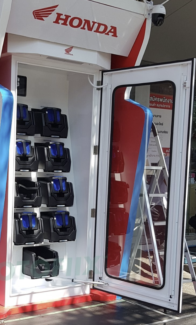 Screenshot 2025-12-04 131022.png (934 KB)